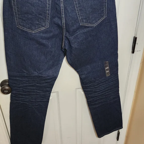 Crown & Ivy Men's Dark Blue Straight Jeans - Picture 8 of 10
